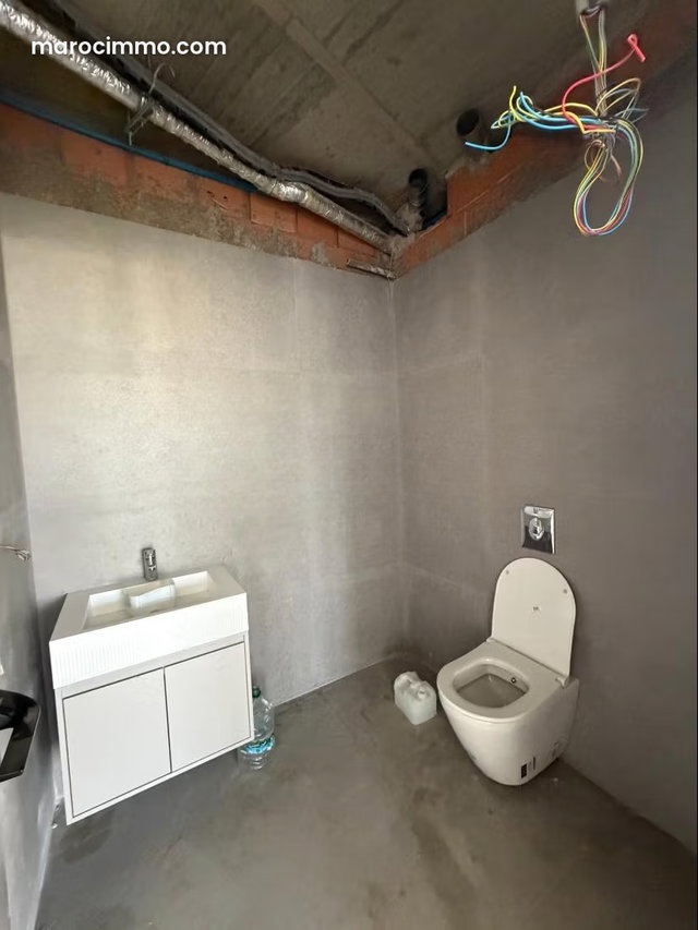 Offices for Rent in Oasis — 5