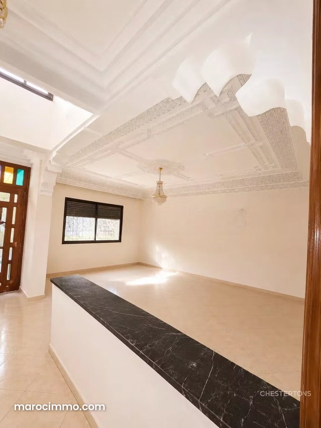 Villa Familiale Orientée Plein Sud à Hay Riad — 5