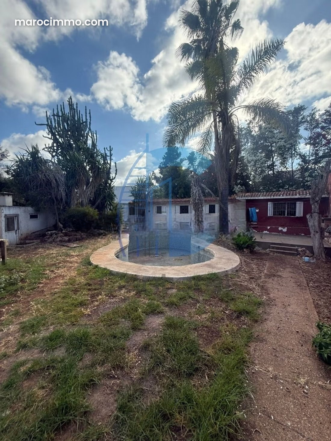 949 sqm House with Garden to Renovate, Oasis, Casablanca — Casablanca