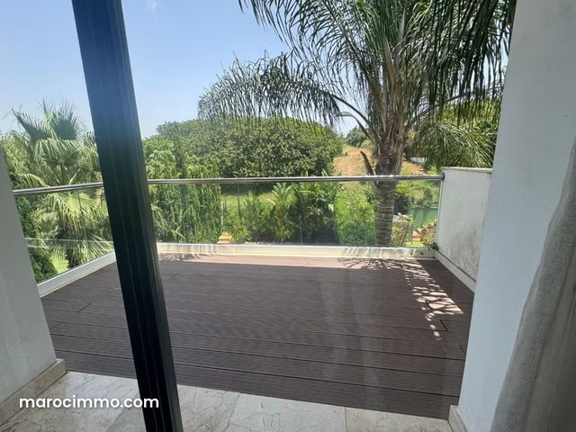 Belle villa vide — 4