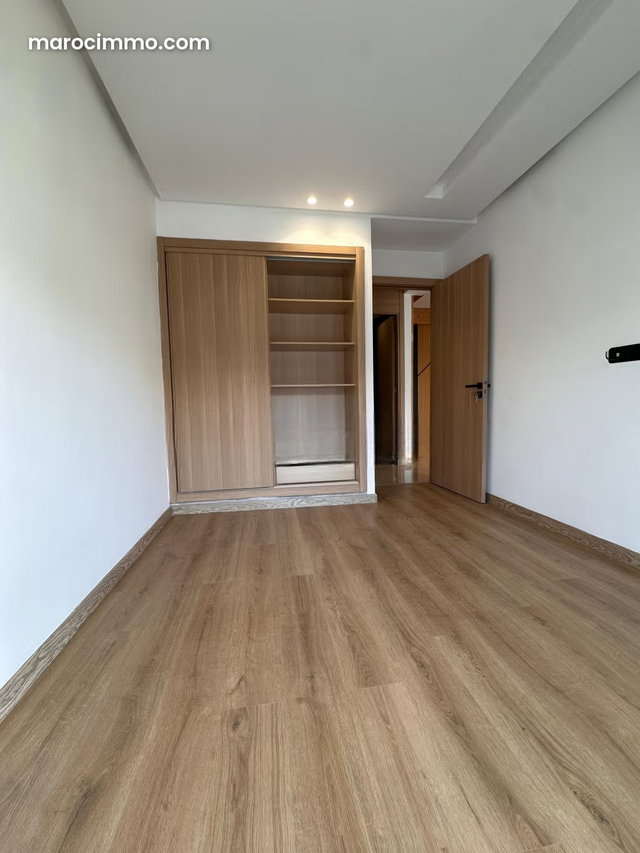 Appartement à vendre – Hay Riad, Rabat — 5