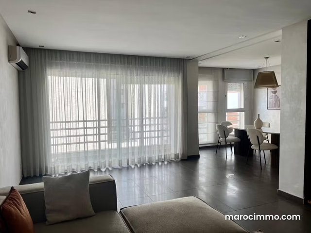 Bel appartement en location à Racine. Surface totale 128 m². Bien meublé — 5