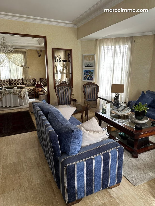 Agréable Triplex à Vendre Quartier prisé Aviation Mabella — 2