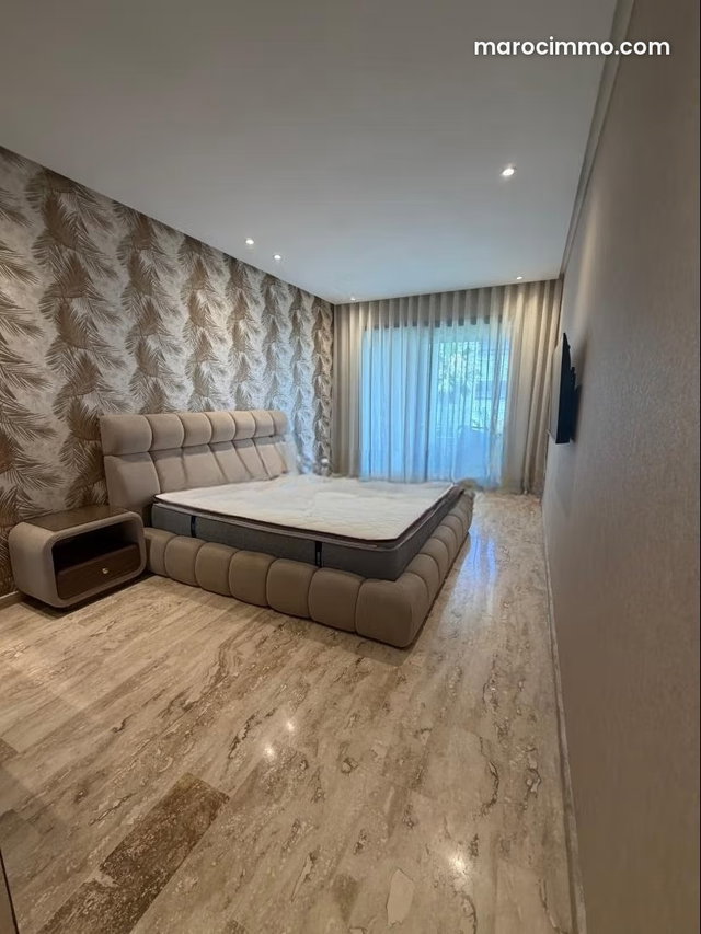 Location d'un appartement à Dar Bouazza. 3 chambres agréables. Meublé — 3