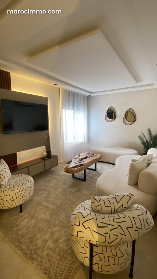Appartement en location en Hassan Centre Ville. 3 belles chambres. Bien meublé — 5