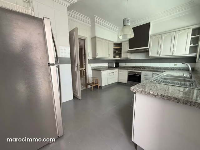 Superbe appartement meublé de 160 m² avec grande terrasse — 5