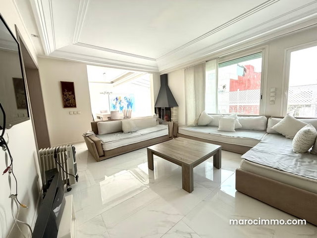 Superbe appartement meublé de 160 m² avec grande terrasse — 2