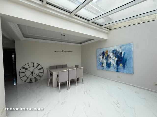 Superbe appartement meublé de 160 m² avec grande terrasse — 3