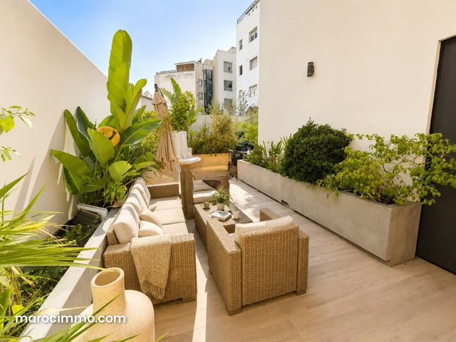 Appt meublé à louer à Racine 200m² — 2