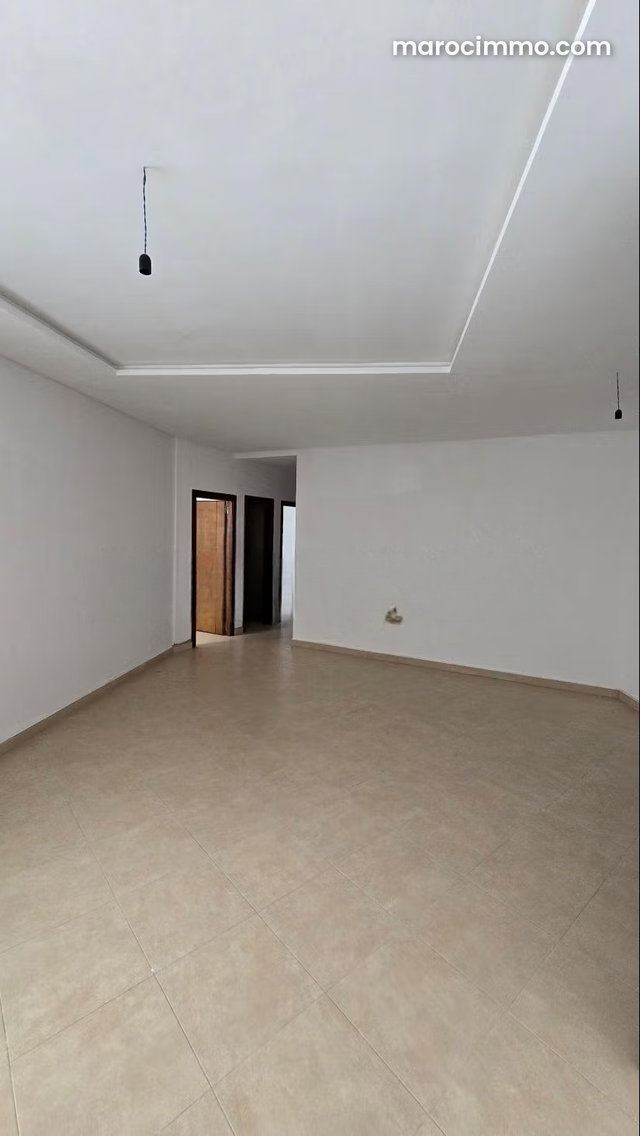 Appartement à vendre à Medina. 3 chambres. Bien meublé — 3