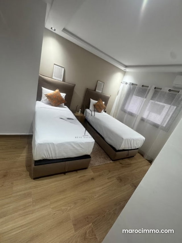 Duplex à louer — 4