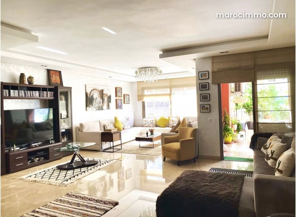 176 sqm apartment, 3 bedrooms with terraces, Racine neighborhood — Casablanca