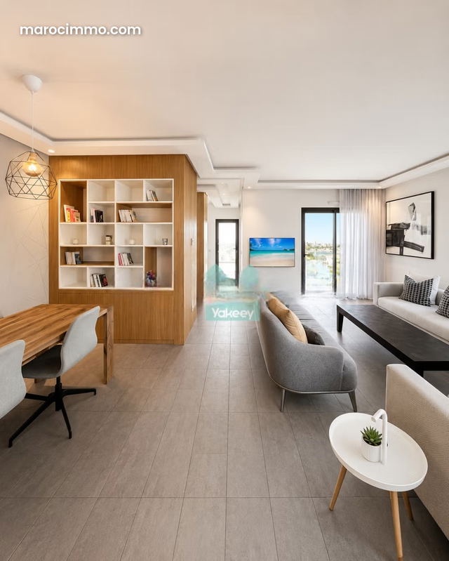 Superbe duplex meublé avec terrasse — Casablanca