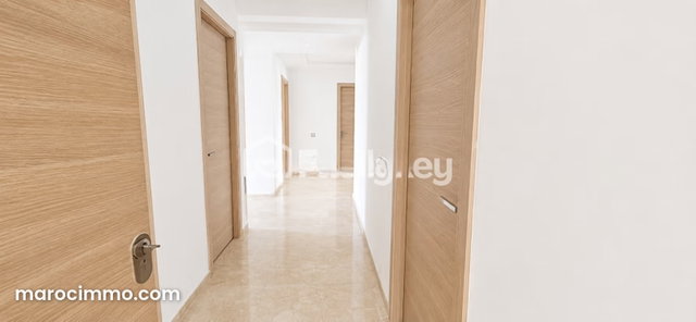 Appartement de 187 m² à Dar Bouazza — 2