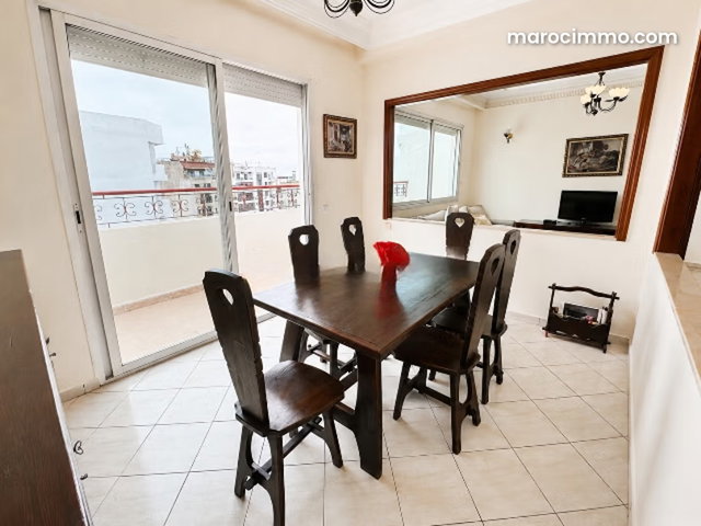 Appartement meublé à louer sur Hôpitaux 100 m² — 4