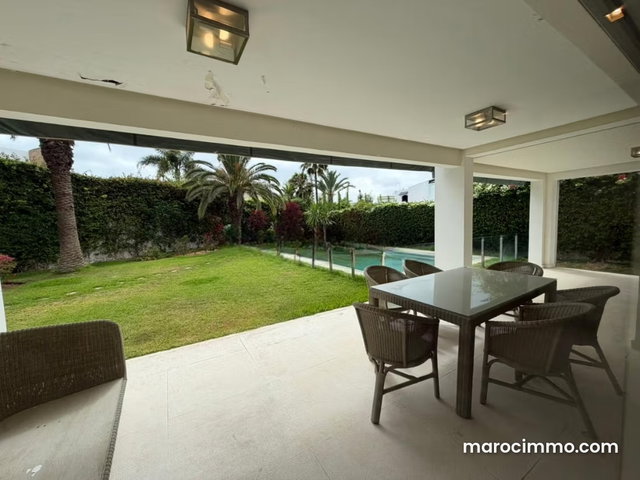 Villa à vendre Souissi Rabat — 3