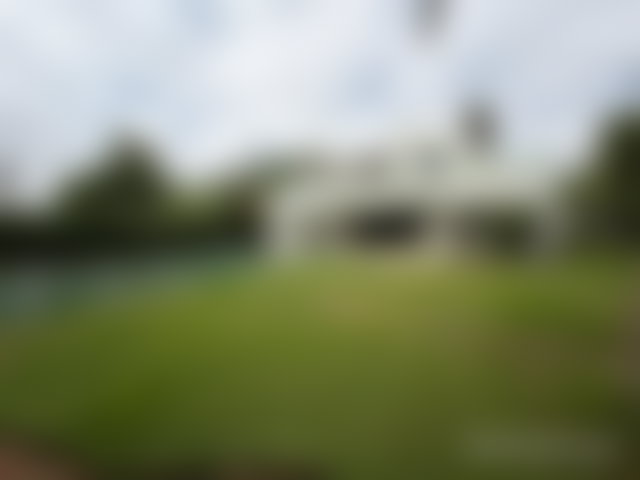 Villa 1400 m² avec piscine et jardin à Souissi, Rabat — 2