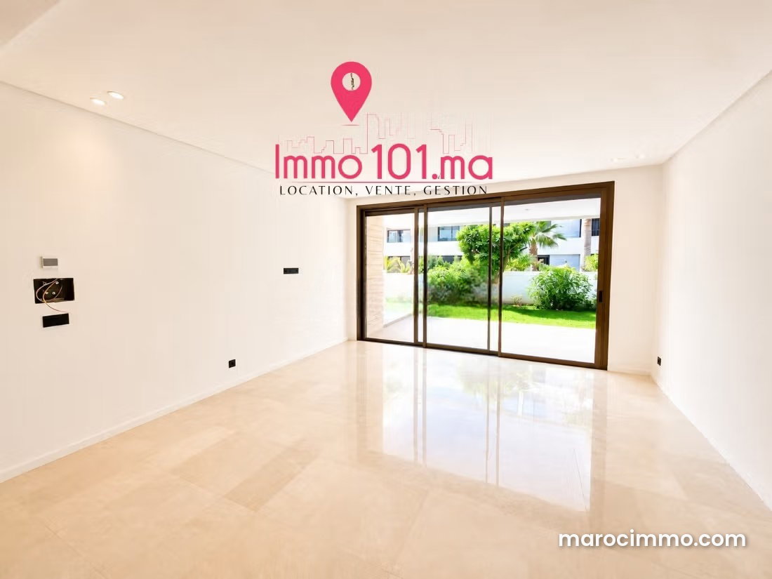125 sqm apartment with swimming pool, Souissi, Rabat — Rabat