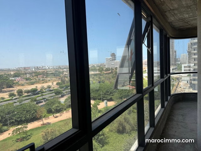 Plateau de Bureau CFC vue dégagée — 4
