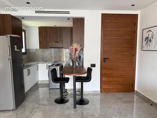 Beautiful Furnished Studio — 2