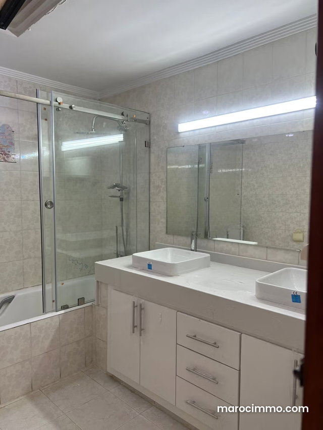 Maison de luxe à louer à Riyad. Superficie 250 m². Cheminée et climatisation — 2