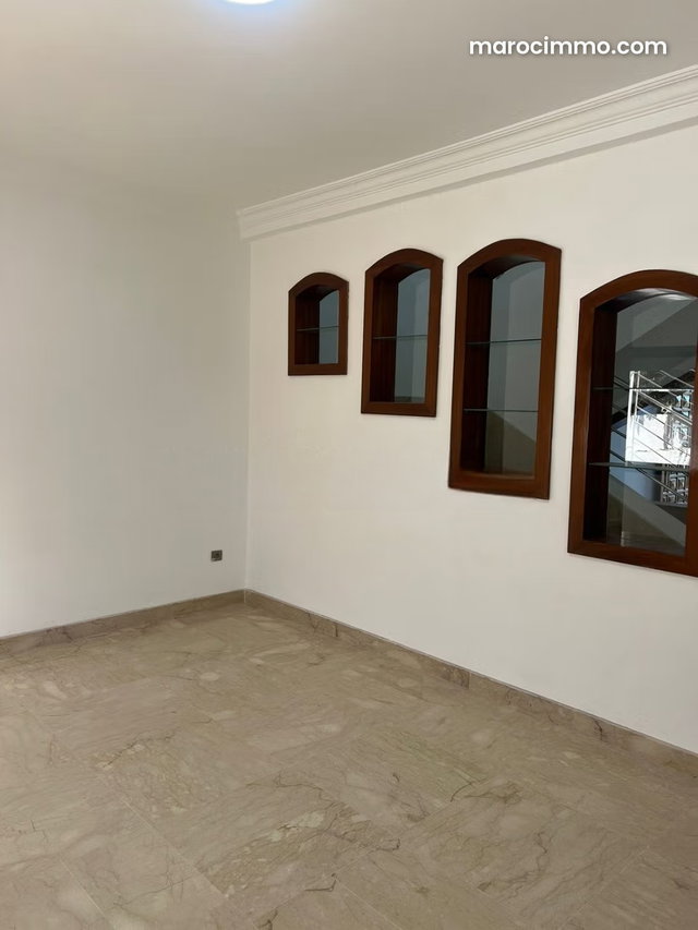 Maison de luxe à louer à Riyad. Superficie 250 m². Cheminée et climatisation — 5