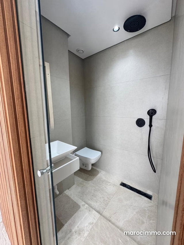 Studio a Vendre au Quartier Les Princesses Maarif — 5