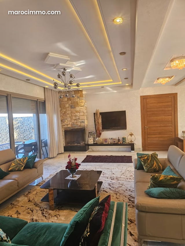 Luxury Villa for Sale– TGCC Project, Palm Trees — Casablanca