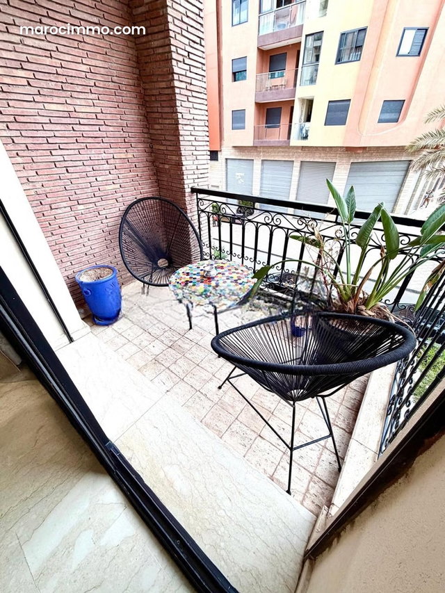 Superbe Appartement Meublé à Vendre en plein centre de Guéli — 2
