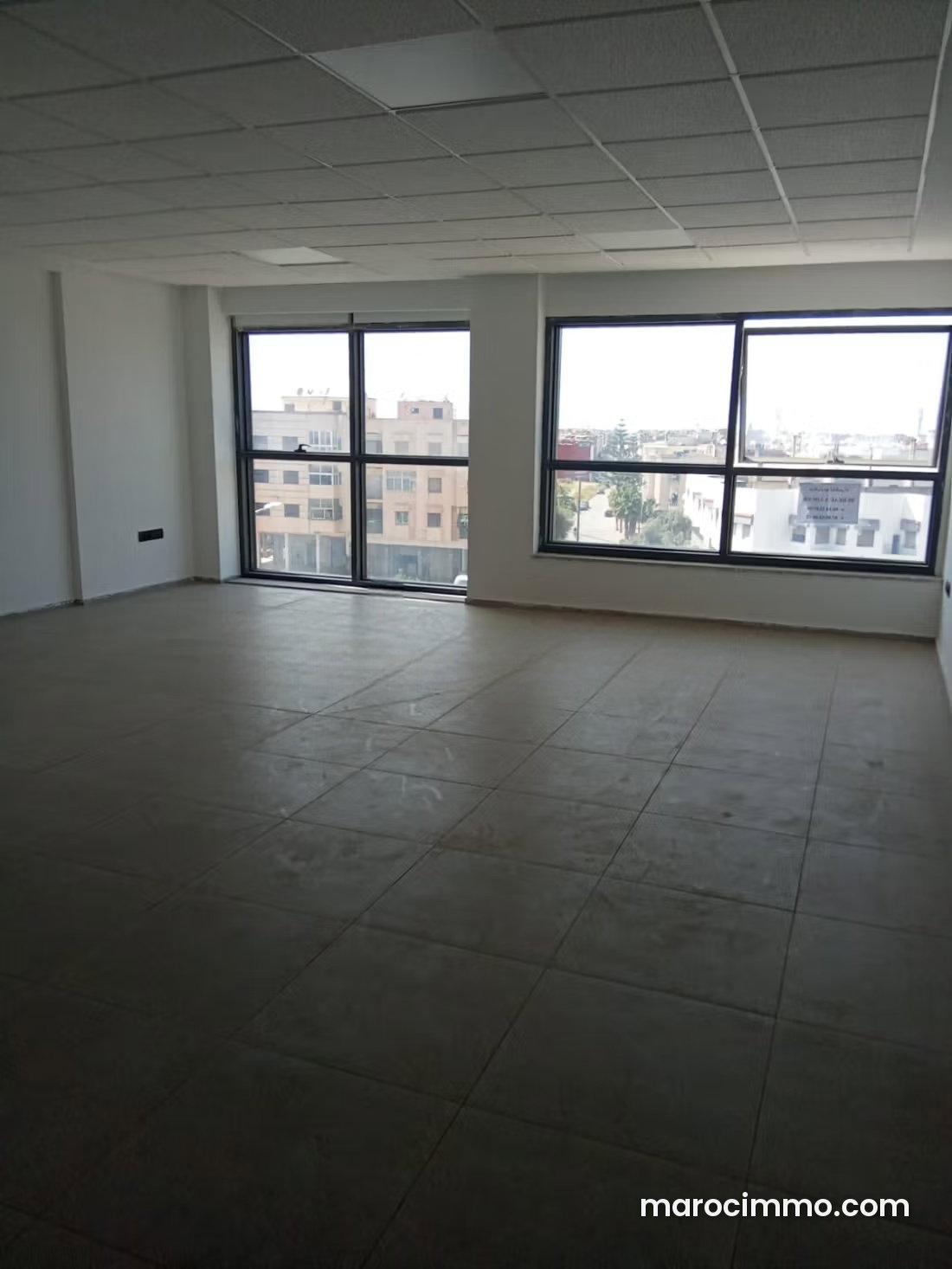 64 sqm office for rent in Nahda 1, Temara – quality and comfort — Temara