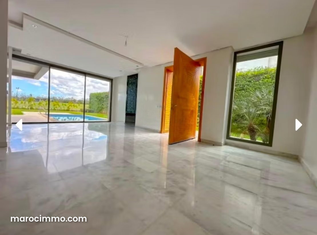700 sqm villa with golf views for rent in Ville Verte, Bouskoura — Bouskoura