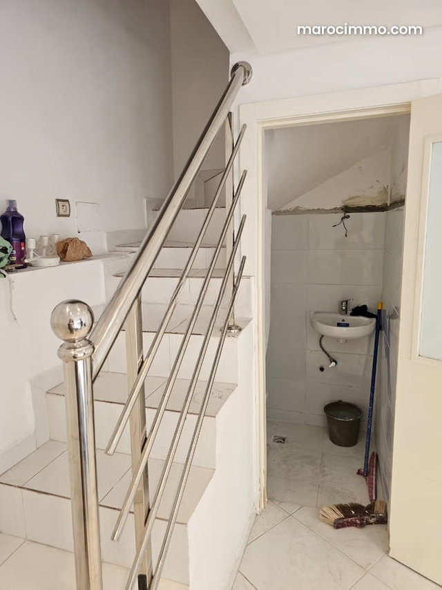 Small Commercial Space in City Center — 2