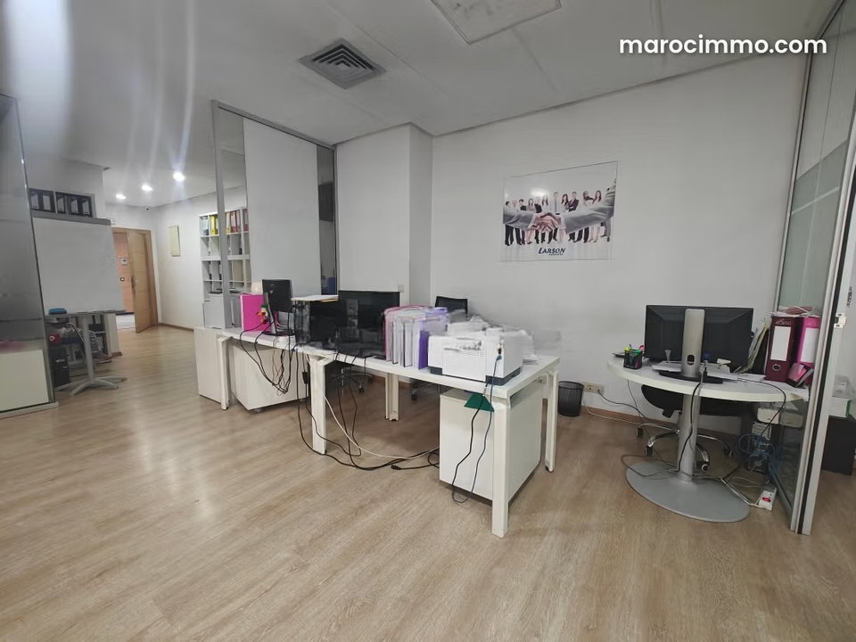 Plateau bureau aménagé de 81 m² à vendre