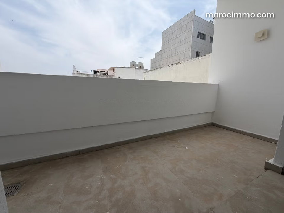 À vendre appartement meublé à quartier gautier
