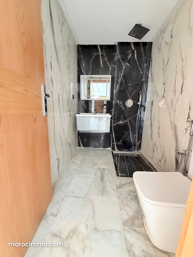 Apartment for rent in Belvédère. 1 bedroom. Concierge service, air conditioning — 3