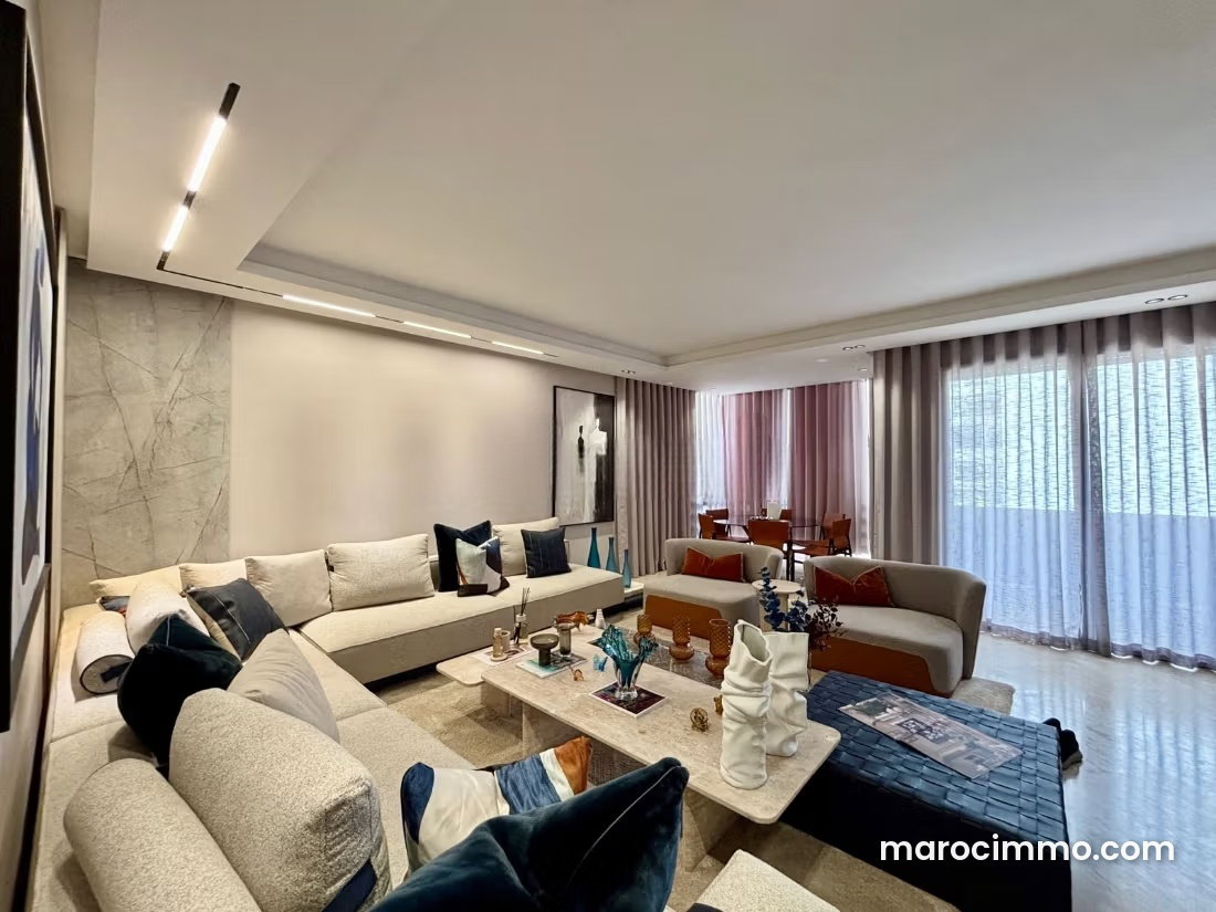 160 m² Apartment, 3 Bedrooms, Racine, Casablanca — Casablanca