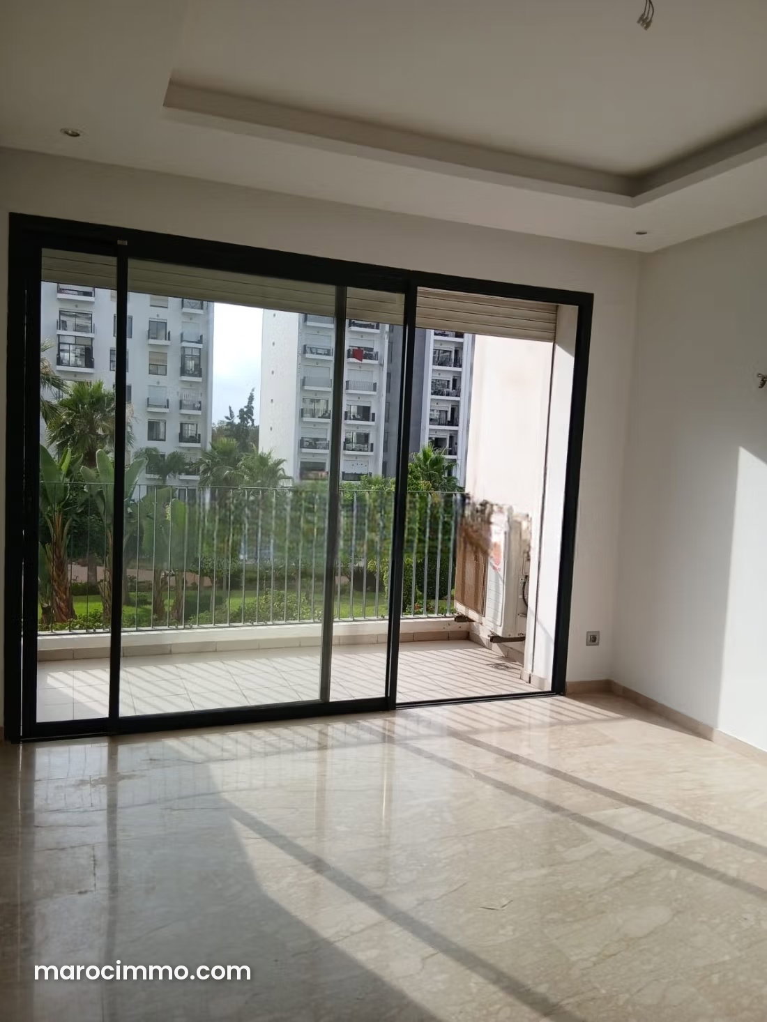80 m² Apartment for Rent in Riyad, Rabat, with Pool and High-End Finishes — Rabat