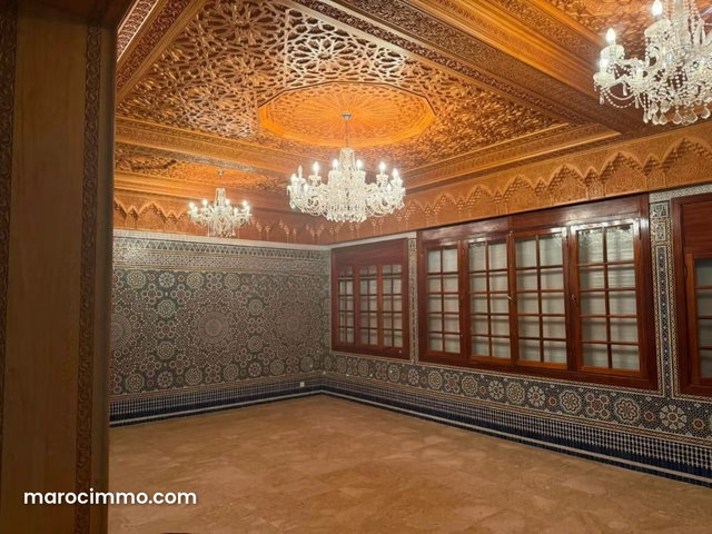 Villa a louer a souissi — 5