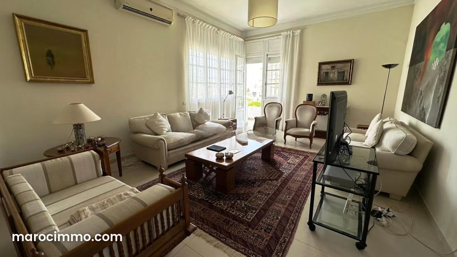 Villa 320 m², 4 chambres, jardin et terrasse, quartier Hassan, Rabat — Rabat