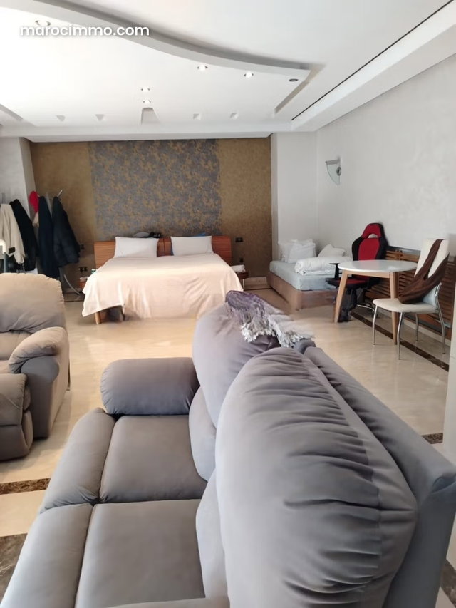 Villa Vide à louer à Californie. 1300 m² — 5