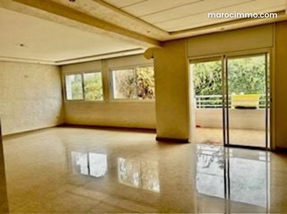 175 sqm Apartment with Garden in Ain Diab, Casablanca — Casablanca