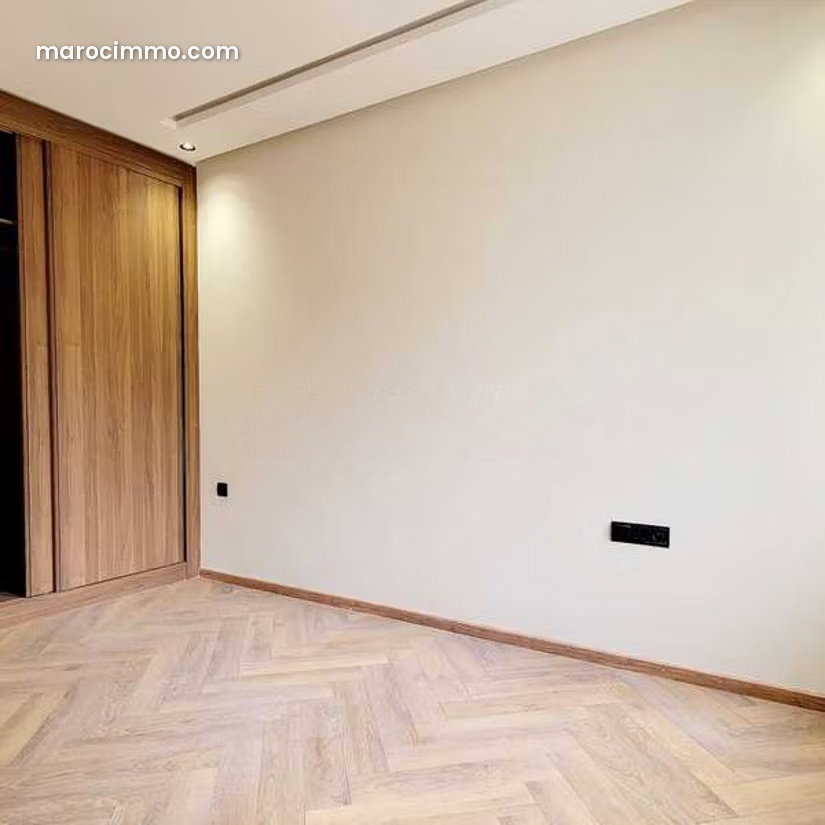 Apartment for rent in Bourgogne, Casablanca, 35 sqm, well located — Casablanca