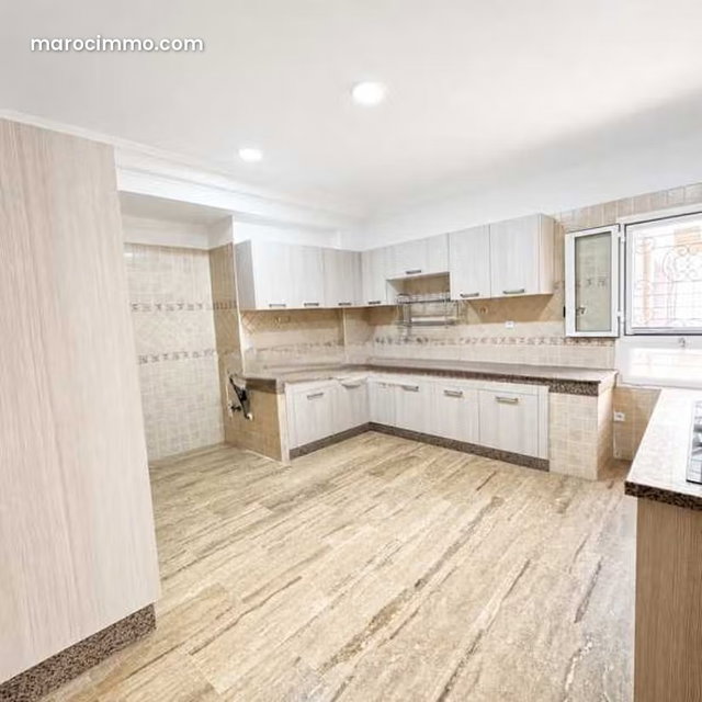 Appartement à Vendre de 134.0 m² à Casablanca, Bourgogne Anfa — 2