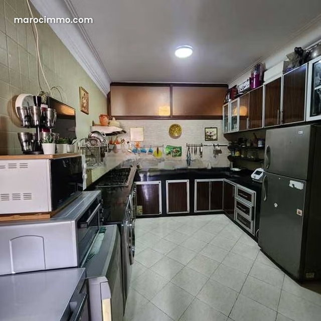 Appartement à Vendre de 122.0 m² à Casablanca, Roches Noires — 5