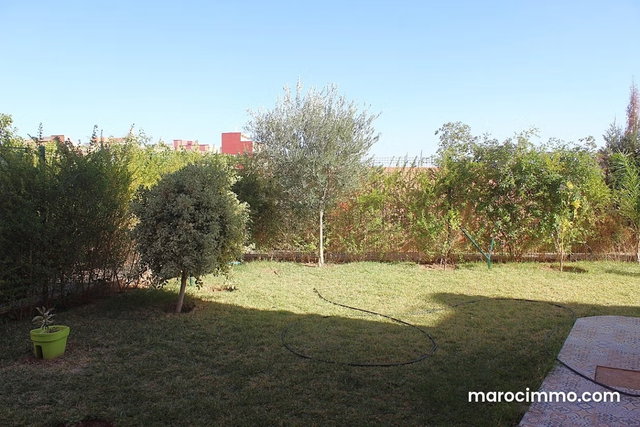 Petite villa Vide a Louer a Belaaguid — 2