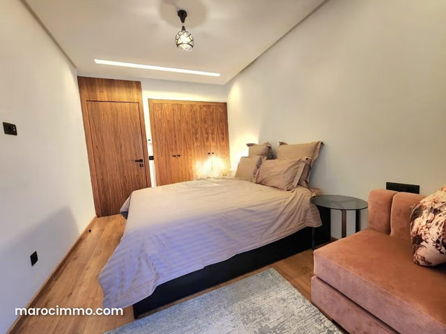 Rent this apartment in Casablanca Finance City. 2 bedrooms. With elevator and terrace — 2