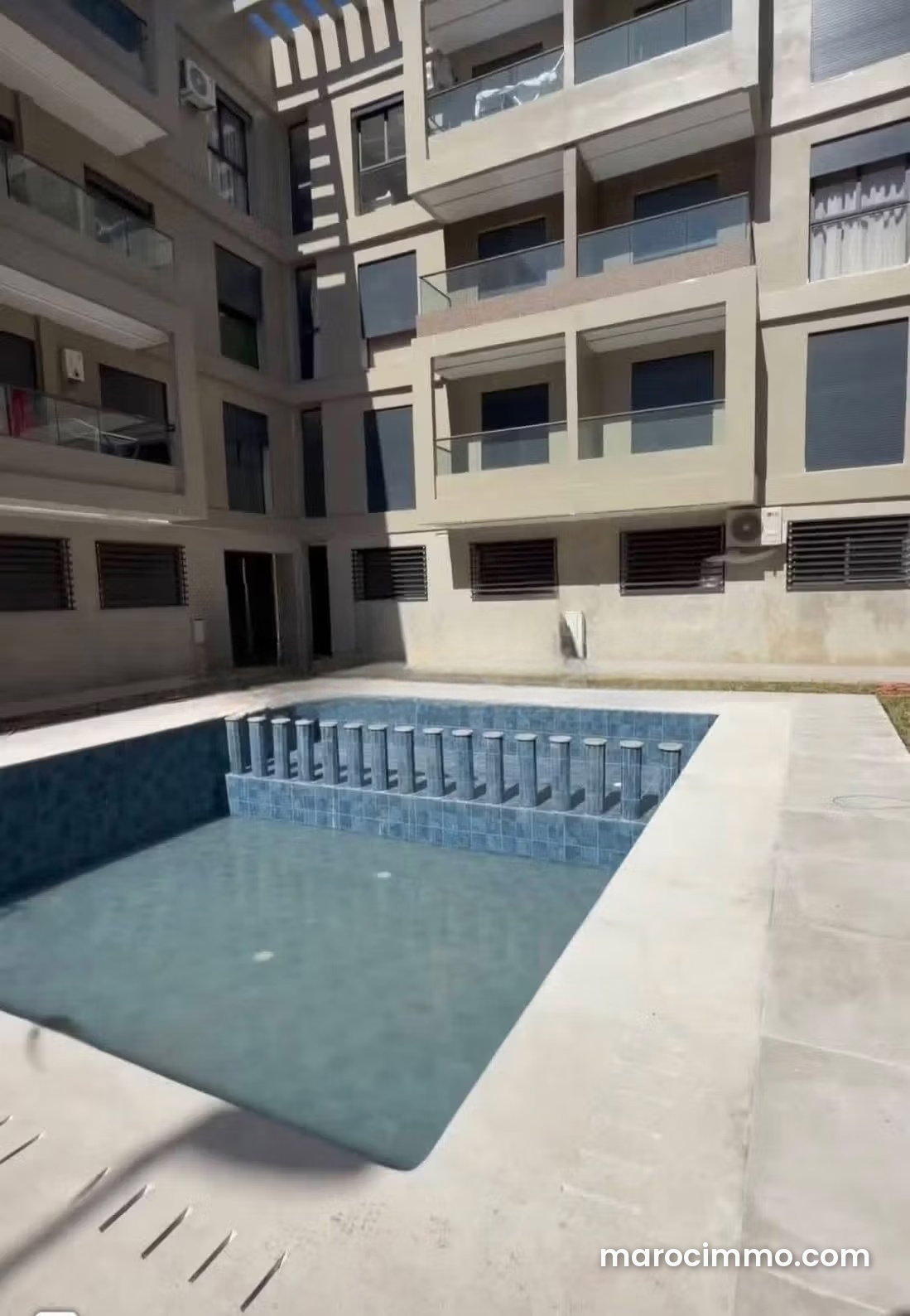 Apartment with pool in Martil, modern residence — Martil