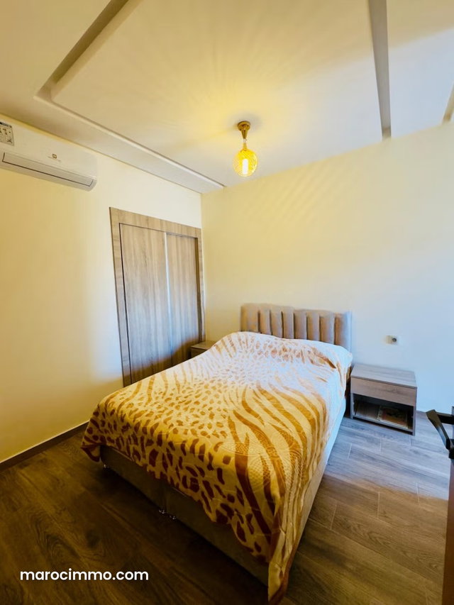 Appartement à la location vide à côté de CHU — 5