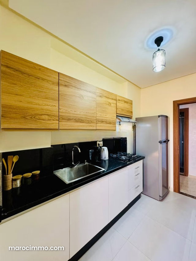 Appartement à la location vide à côté de CHU — 3