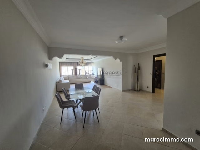 140m² 3-bedroom furnished apartment for rent — 2
